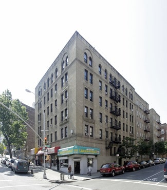 Plus de détails pour 1024 Walton Ave, Bronx, NY - Local commercial à louer