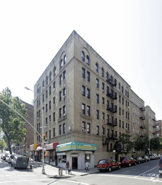 1024 Walton Ave, Bronx, NY à louer - Photo principale – Image 1 sur 8