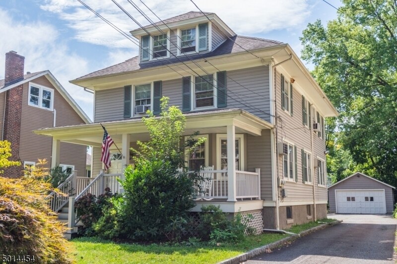 136 Saint Paul St, Westfield, NJ à louer - Photo de l’immeuble – Image 2 sur 15