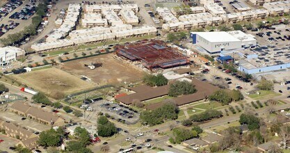 6856 Bellaire Blvd, Houston, TX - VUE AÉRIENNE  vue de carte - Image1