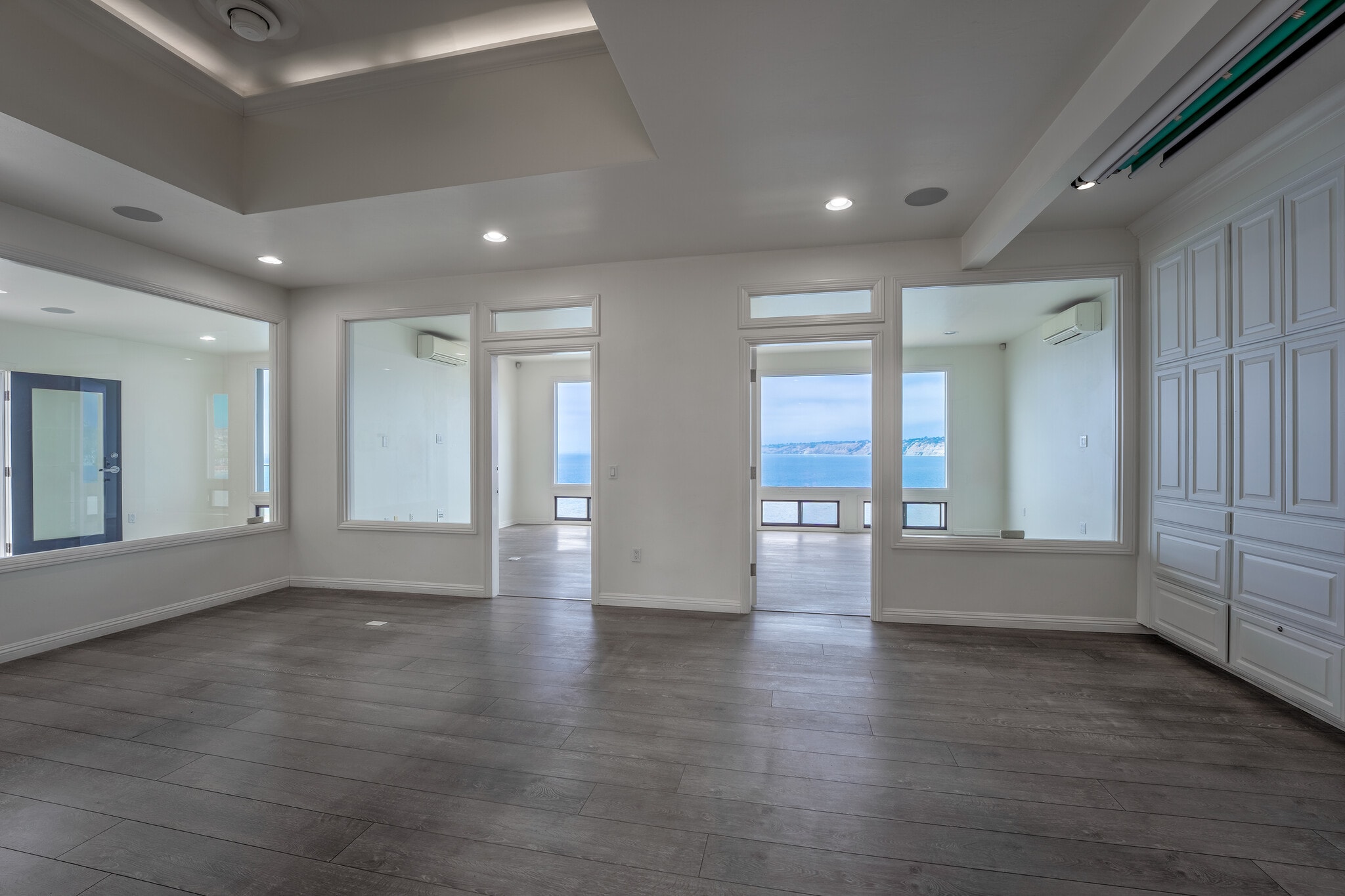 1258-1274 Prospect St, La Jolla, CA à louer Photo intérieure– Image 1 sur 9