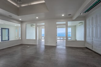 1258-1274 Prospect St, La Jolla, CA à louer Photo intérieure– Image 1 sur 9