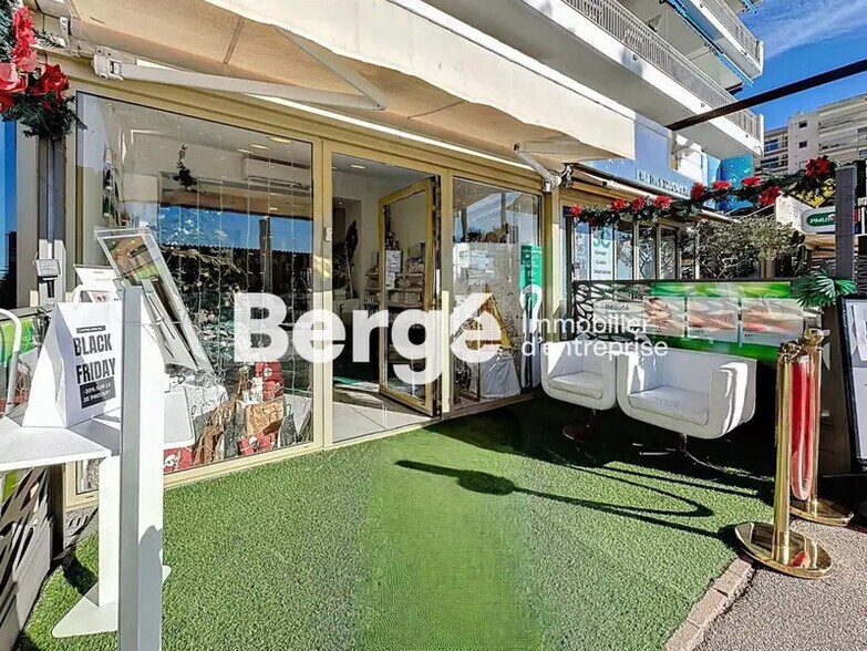 Local commercial dans Antibes à vendre - Photo de l’immeuble – Image 1 sur 8