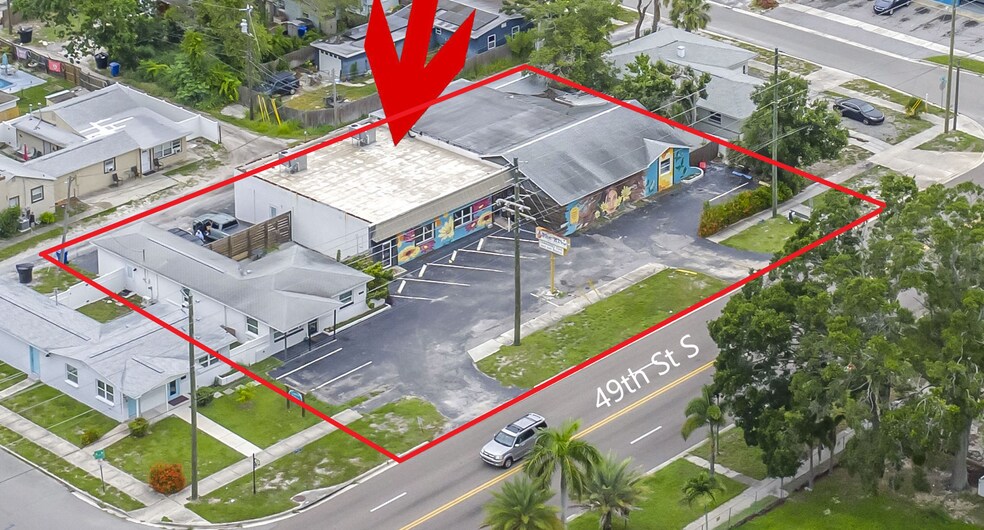 559 49th St S, Saint Petersburg, FL à louer - Photo de l’immeuble – Image 3 sur 27