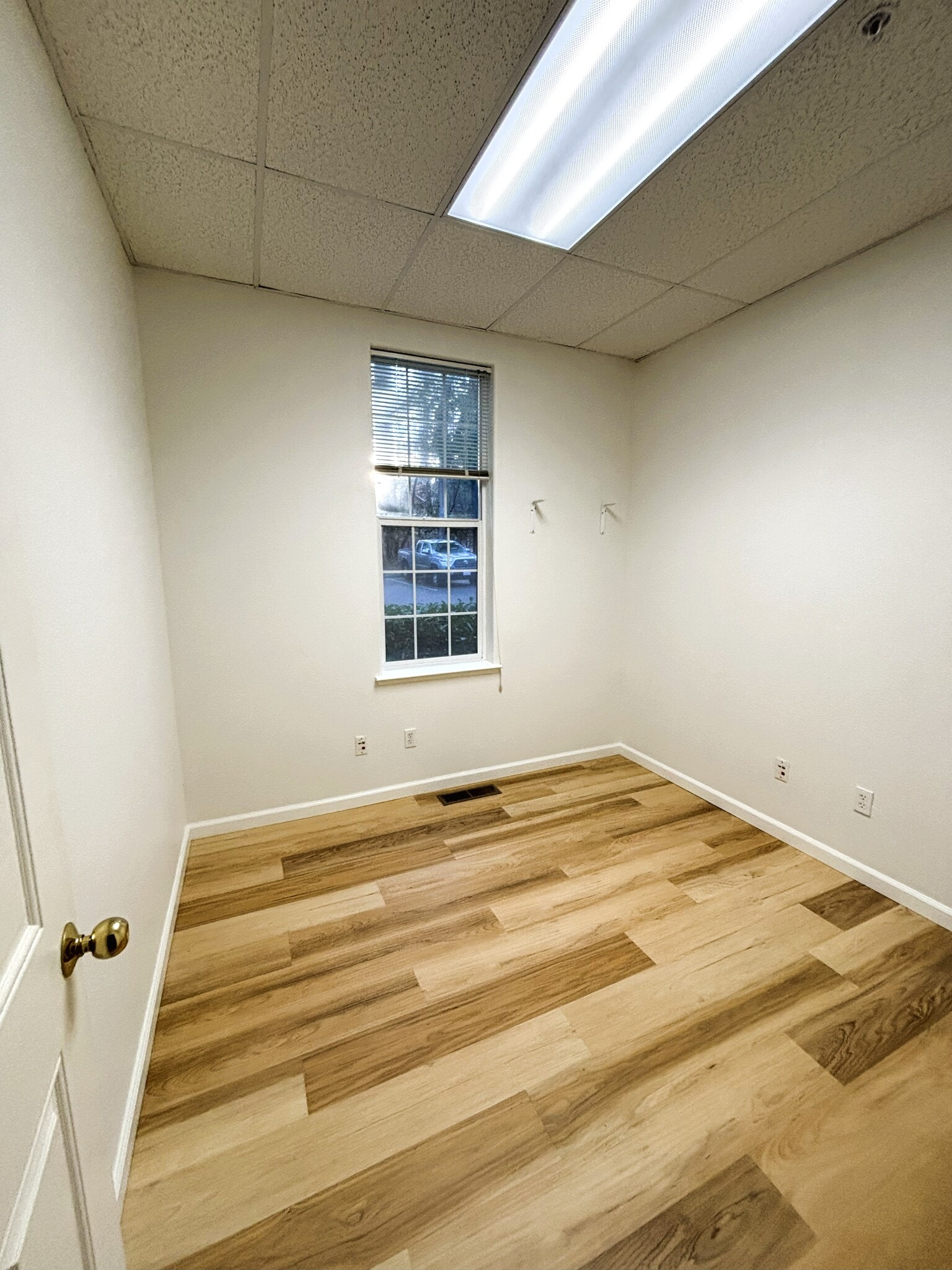 103 Providence Mine Rd, Nevada City, CA à louer Photo intérieure– Image 1 sur 2