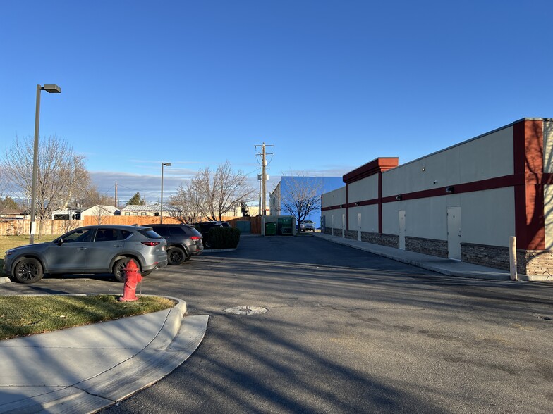1330 E Fairview Ave, Meridian, ID à vendre - Photo de l’immeuble – Image 3 sur 5