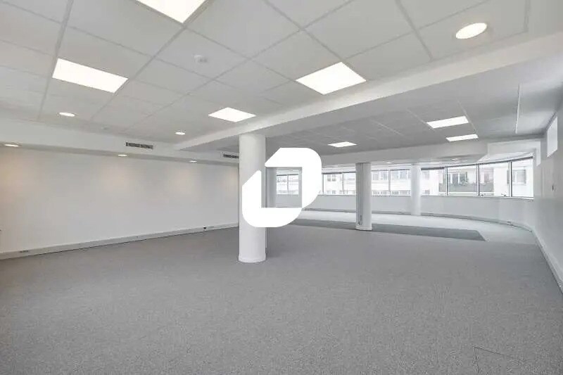 Bureau dans Boulogne-Billancourt à louer - Photo de l’immeuble – Image 2 sur 47