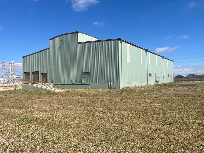 11604 Strang Rd, La Porte, TX à louer - Photo de l’immeuble – Image 3 sur 4