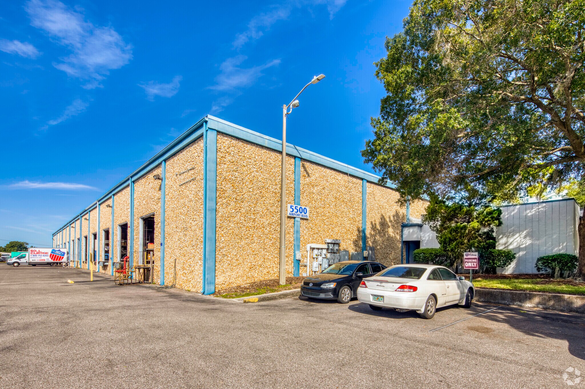 5500-5550 Airport Blvd, Tampa, FL à louer Photo principale– Image 1 sur 12