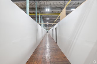 1 Ace St, Fall River, MA à louer Photo intérieure– Image 2 sur 2