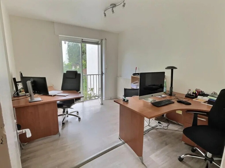 7 Villa Virginie, Paris à louer - Photo de l’immeuble – Image 2 sur 6