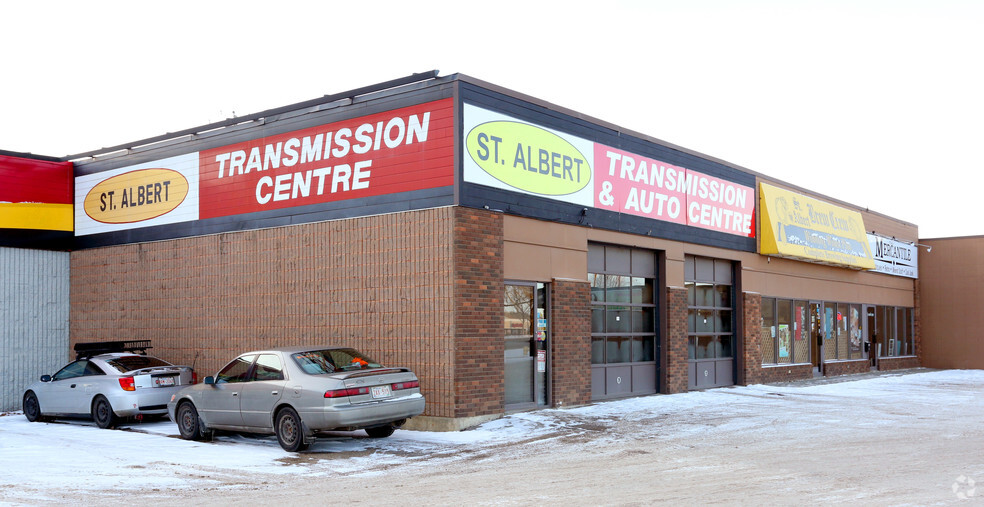 28-30 Muir Dr, St. Albert, AB à louer - Photo de l’immeuble – Image 1 sur 2