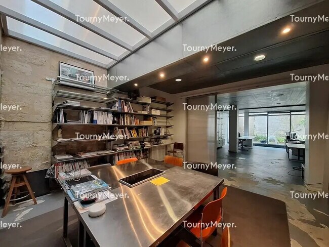 Plus de détails pour Bureau à vendre