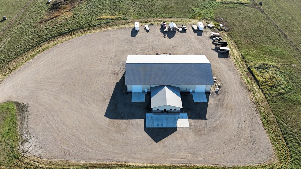 10345 Hwy 83 S, Minot, ND à vendre - Photo de l’immeuble – Image 3 sur 33