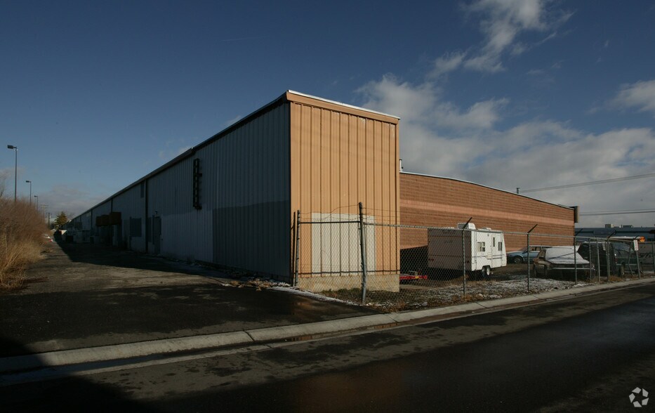 1720-1788 S Redwood Rd, Salt Lake City, UT à louer - Photo de l’immeuble – Image 3 sur 27