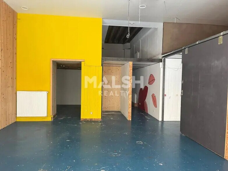 24 Rue De Saint-Cyr, Lyon à louer - Photo intérieure – Image 3 sur 10