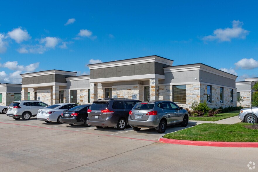 3129 Kingsley Dr, Pearland, TX à louer - Photo de l’immeuble – Image 2 sur 2
