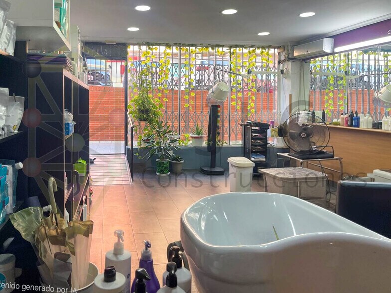 Immeuble residentiel dans Alcobendas, Madrid à vendre - Photo de l’immeuble – Image 3 sur 3