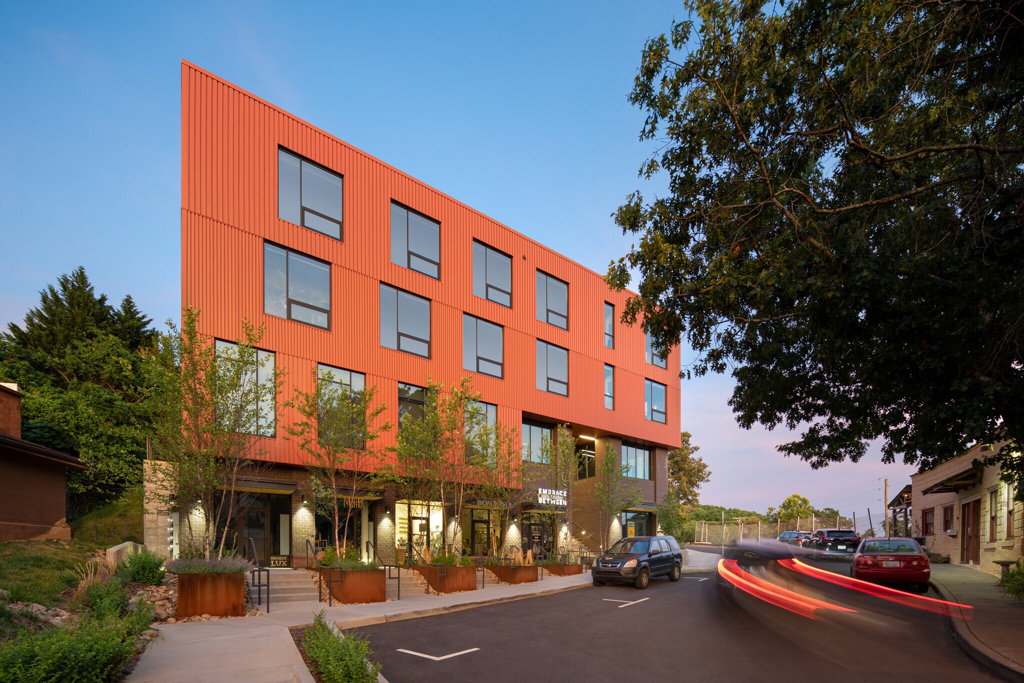 20 Artful Way, Asheville, NC à louer Photo principale– Image 1 sur 7