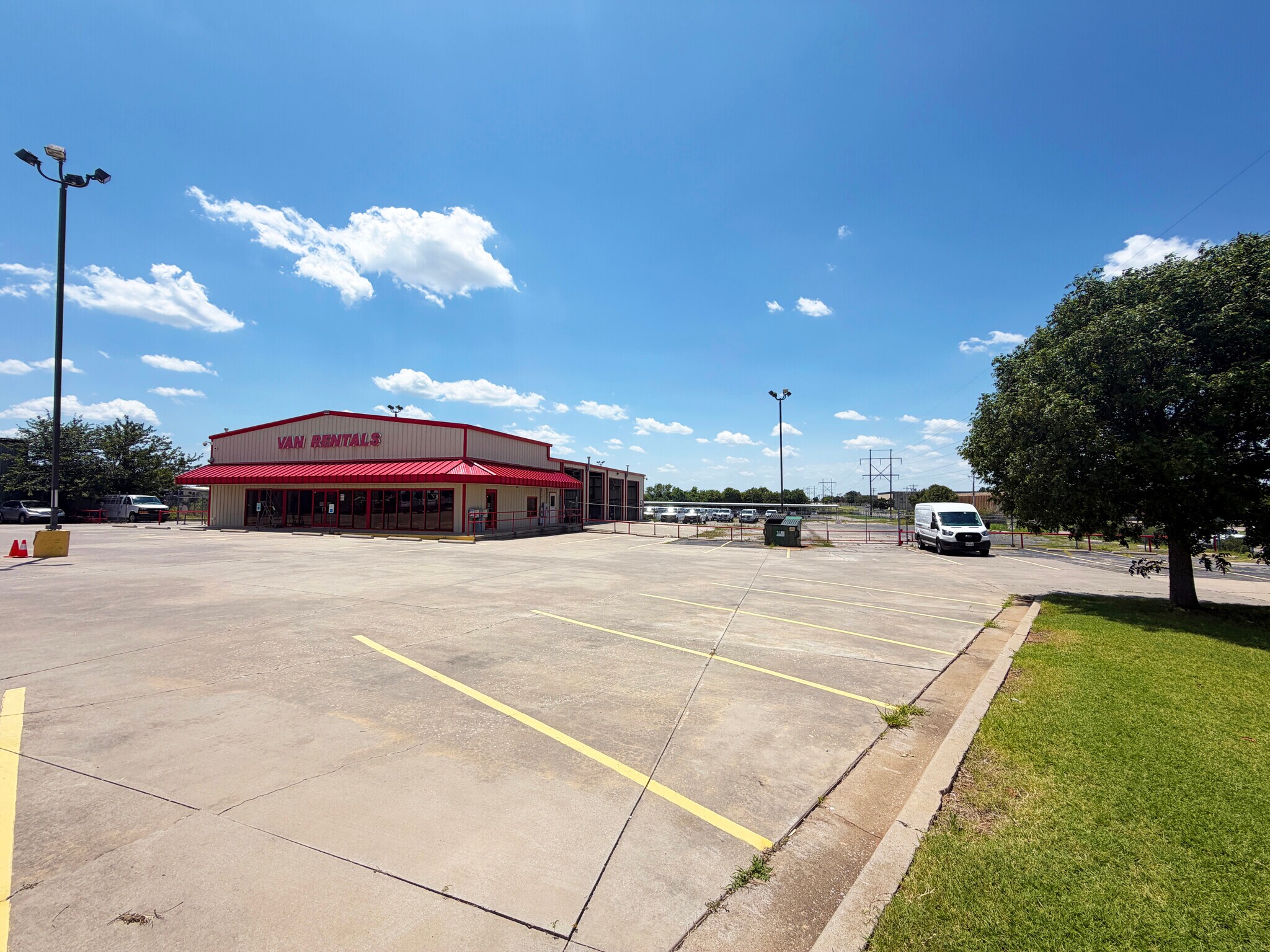3701 S Meridian Ave, Oklahoma City, OK à vendre Photo de l’immeuble– Image 1 sur 6