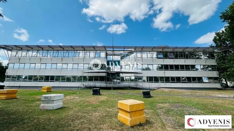 Bureau dans Pessac à louer - Photo de l’immeuble – Image 1 sur 12