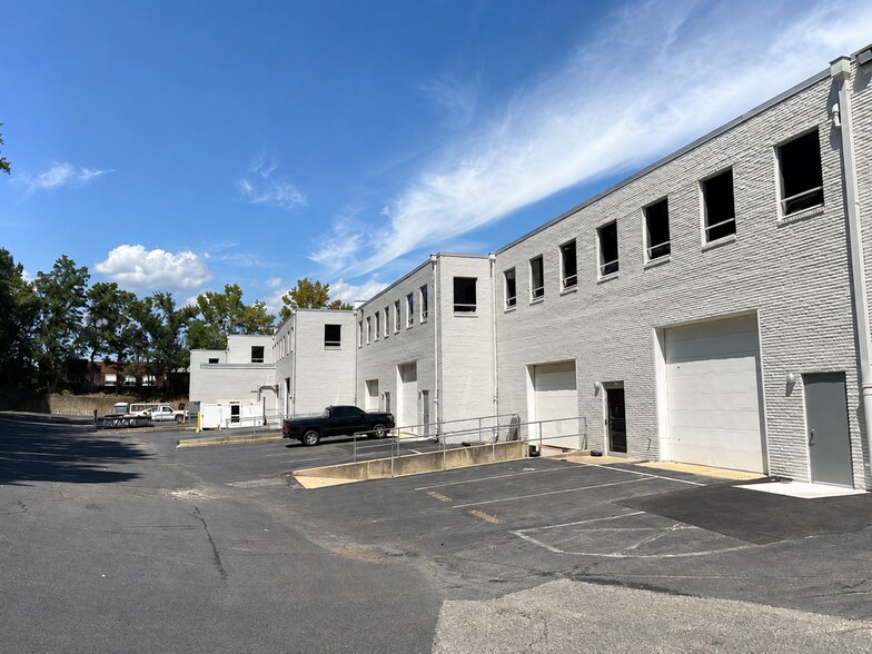 5400 Port Royal Rd, Springfield, VA à louer - Photo de l’immeuble – Image 3 sur 3