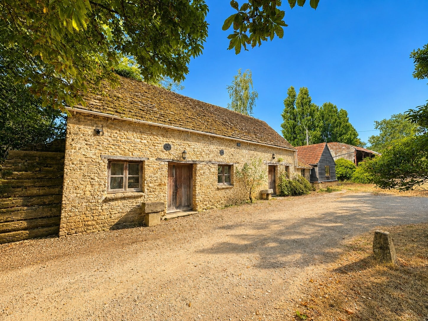 Grange Ln, Malmesbury à louer Photo principale– Image 1 sur 2