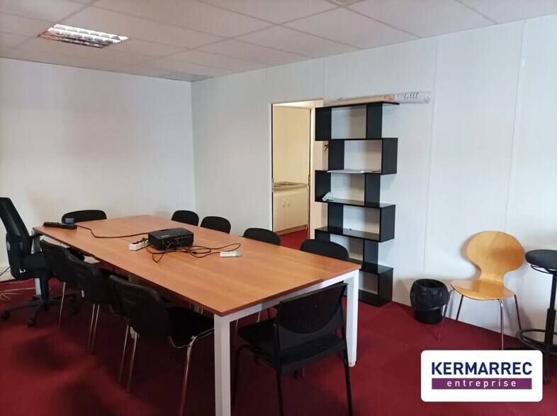 Bureau dans Basse-Goulaine à louer - Photo de l’immeuble – Image 1 sur 9