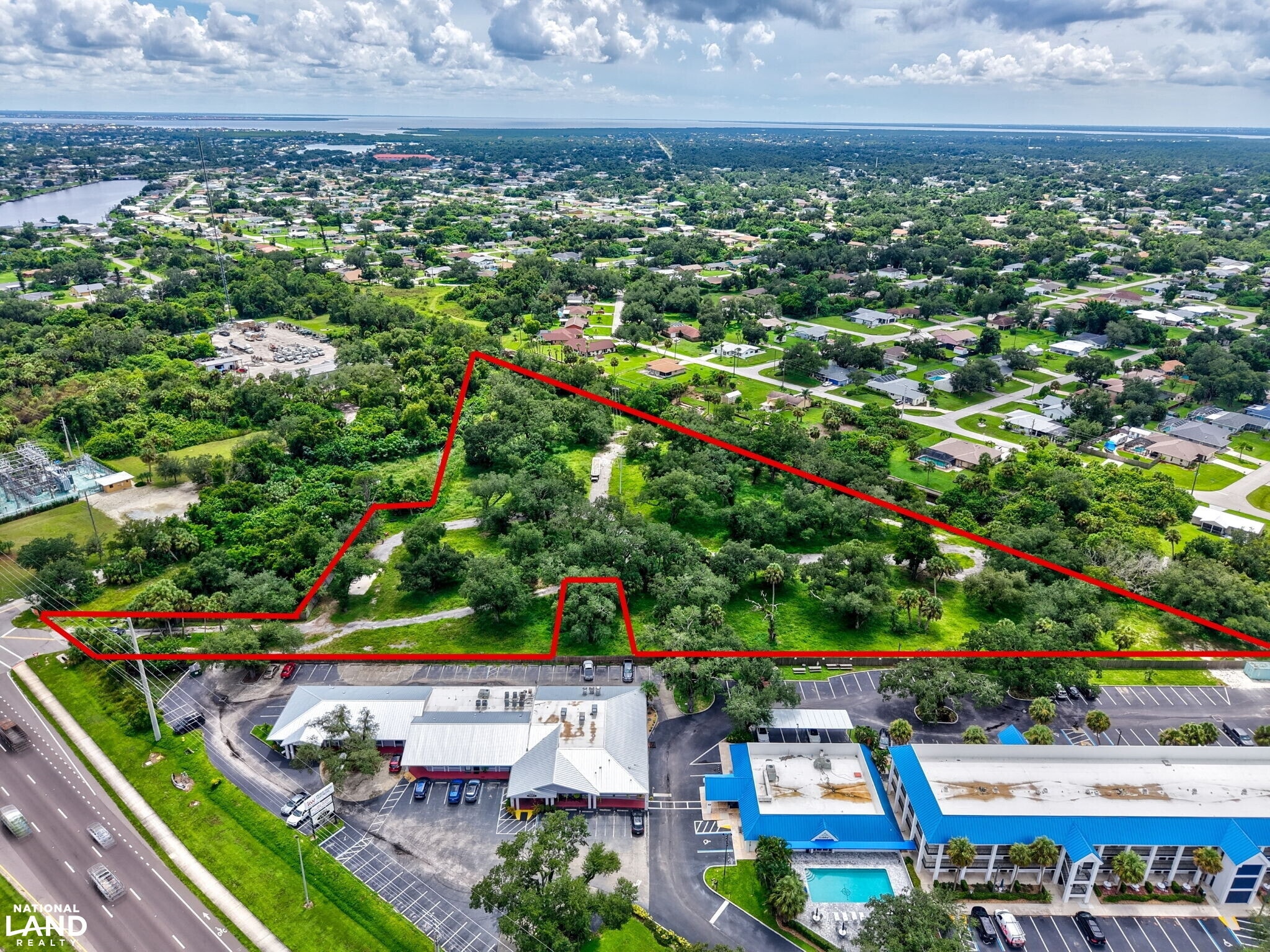 1999 Tamiami Trl, Port Charlotte, FL à vendre Photo principale– Image 1 sur 15