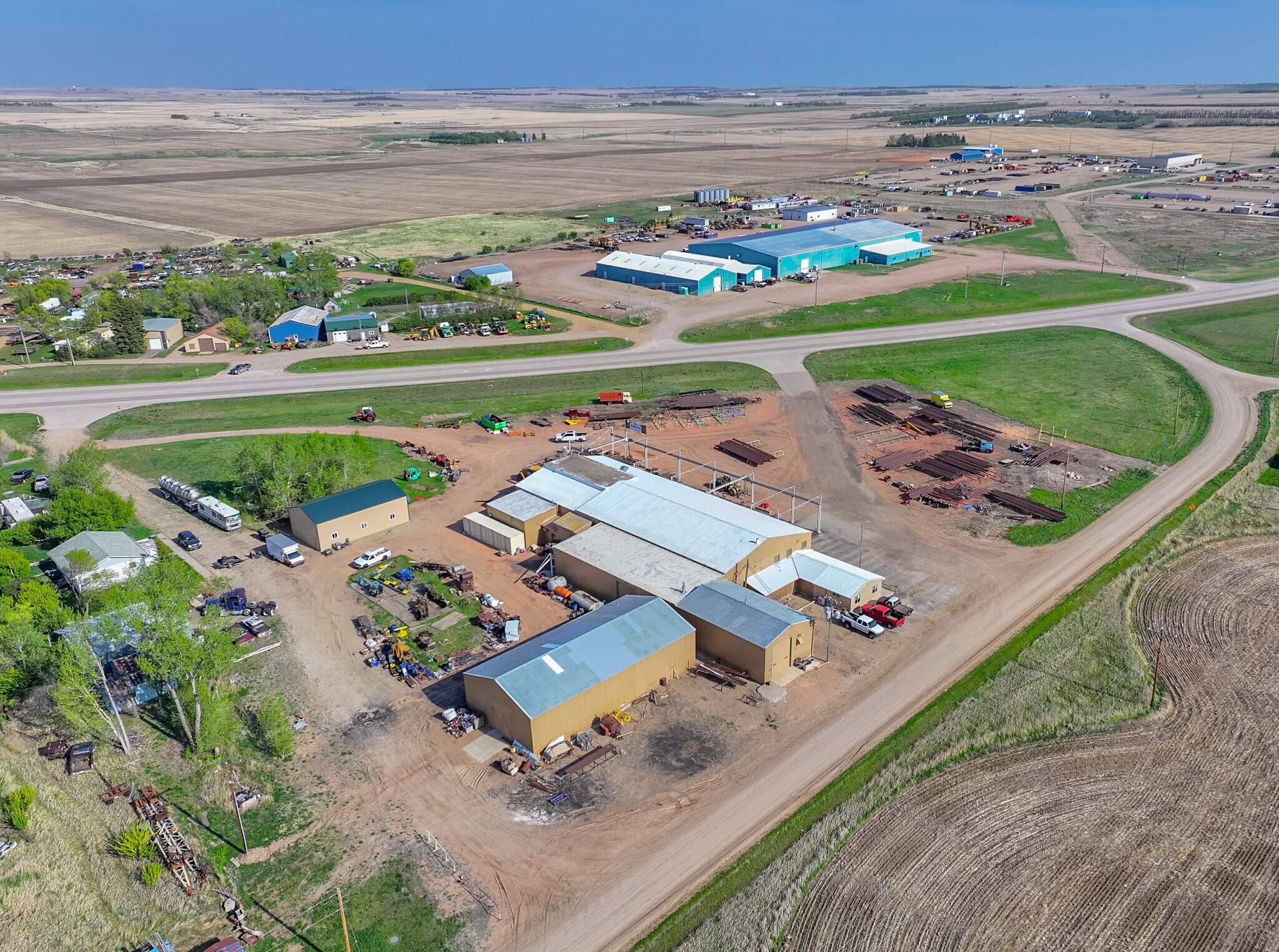 6551 State 40 Hwy, Tioga, ND à vendre Photo principale– Image 1 sur 43