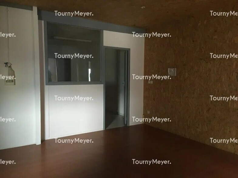 Local d’activités dans Mérignac à louer - Photo intérieure – Image 2 sur 4