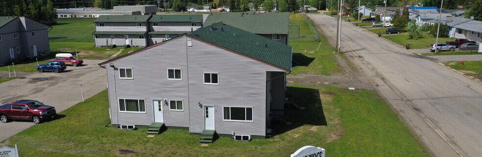 99 Stuart Dr, Mackenzie, BC à vendre - Photo de l’immeuble – Image 2 sur 7