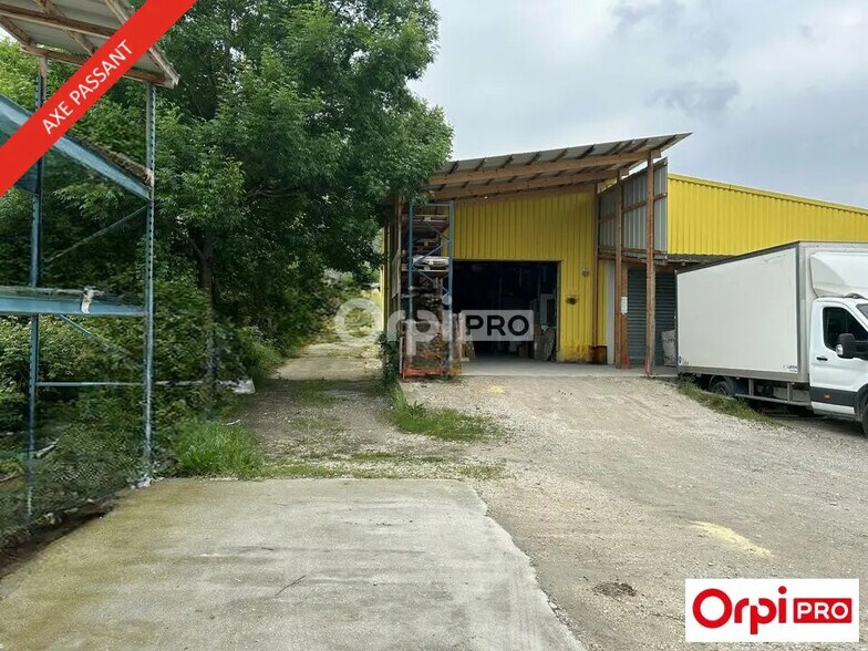 Local commercial dans Saint-Péray à louer - Photo de l’immeuble – Image 3 sur 5