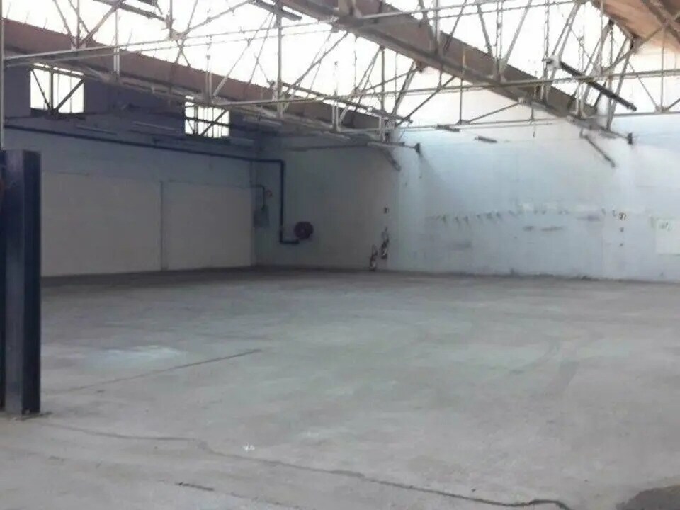 Industriel/Logistique dans Belleville à louer Photo intérieure– Image 1 sur 5