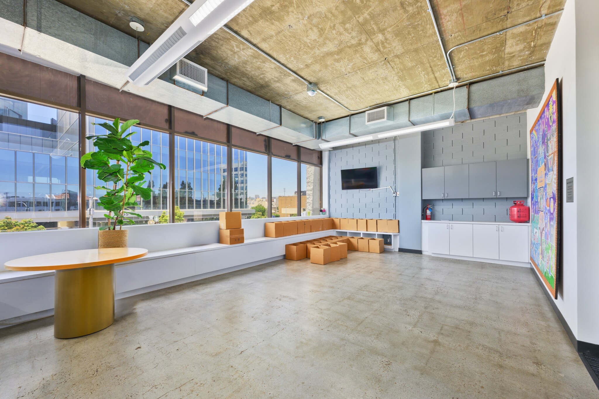 11388-11390 W Olympic Blvd, Los Angeles, CA à louer Photo intérieure– Image 1 sur 3