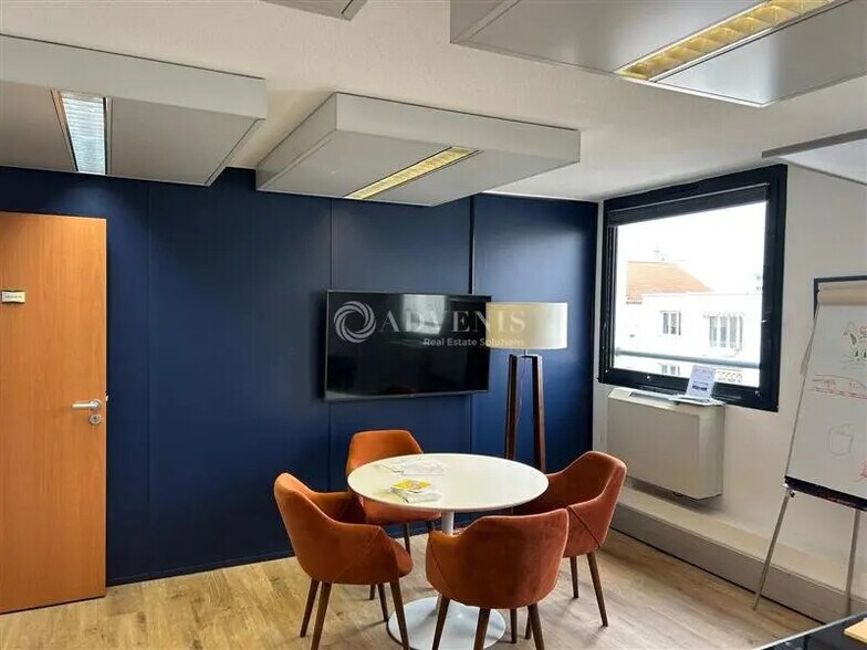Bureau dans Lyon à louer - Photo de l’immeuble – Image 3 sur 12