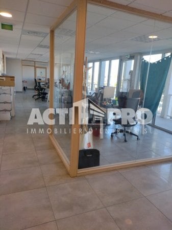 Bureau dans Perpignan à louer - Photo de l’immeuble – Image 3 sur 4