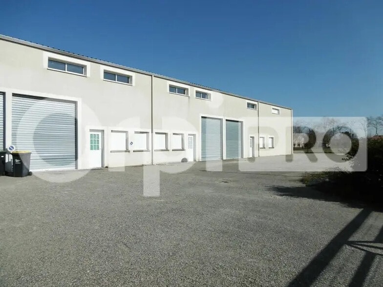 Local d'activités dans Montech à vendre - Photo de l’immeuble – Image 1 sur 8