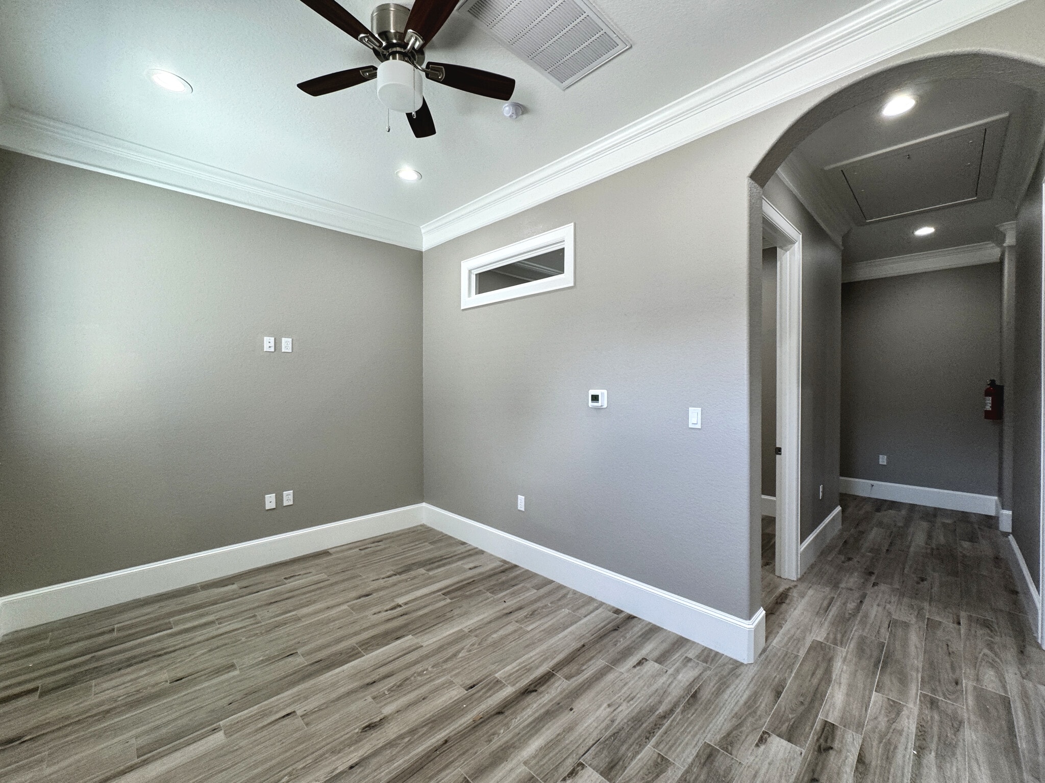 12410 Spring Cypress Rd, Tomball, TX à louer Photo intérieure– Image 1 sur 15