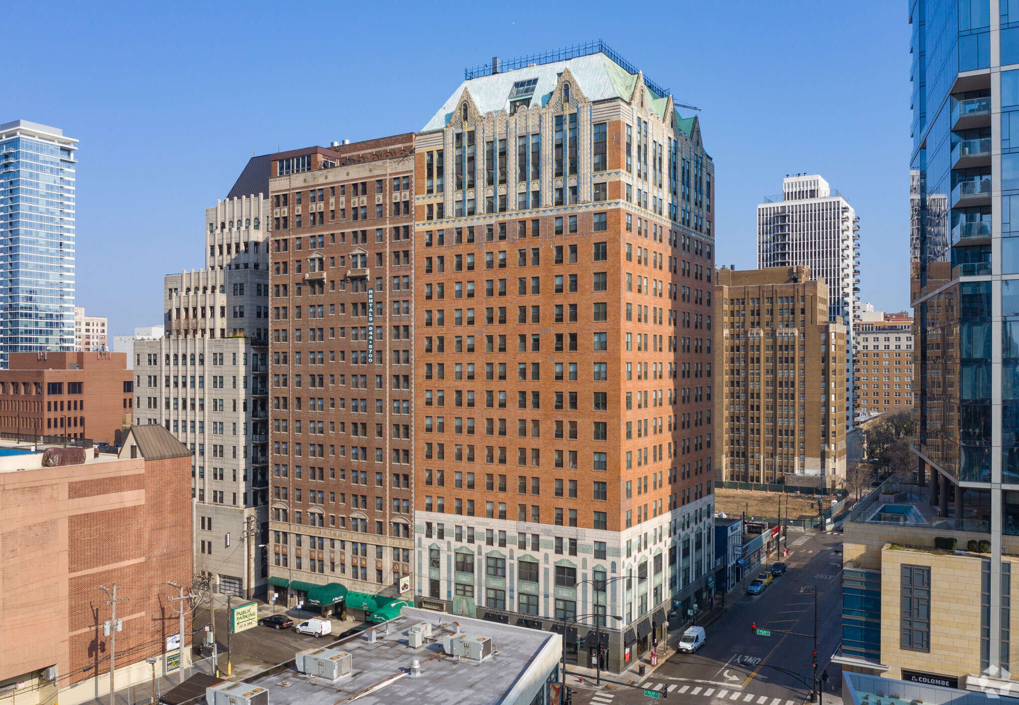 1150 N State St, Chicago, IL à louer Photo principale– Image 1 sur 6