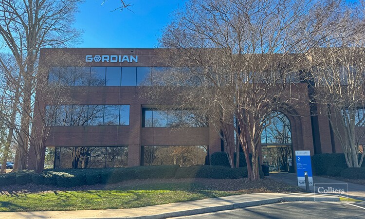 30 Patewood Dr, Greenville, SC à louer - Photo de l’immeuble – Image 2 sur 7