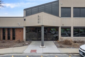 Plus de détails pour 220 W Campus Dr, Arlington Heights, IL - Bureau à louer
