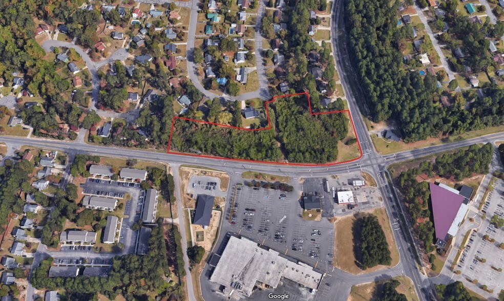 McArthur Rd, Fayetteville, NC à vendre - Photo de l’immeuble – Image 3 sur 5