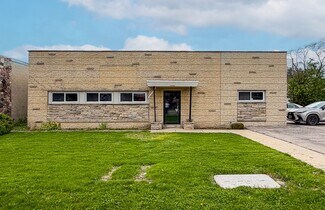 Plus de détails pour 12565 W Lisbon Rd, Brookfield, WI - Industriel/Logistique à vendre