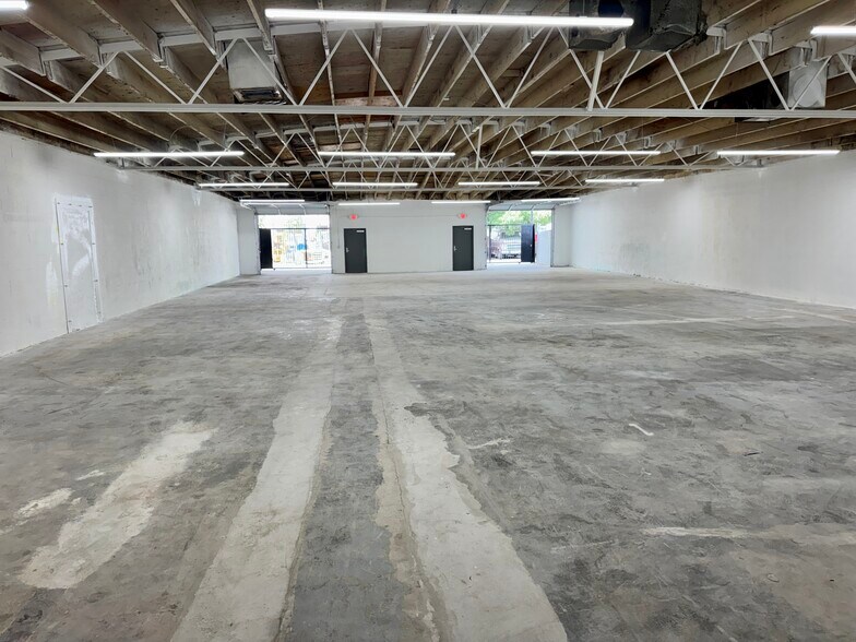 18153 Napa St, Northridge, CA à louer - Photo de l’immeuble – Image 2 sur 9