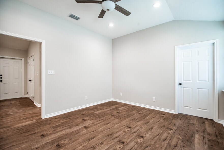 101 W Water St, Victoria, TX à vendre - Photo intérieure – Image 2 sur 12