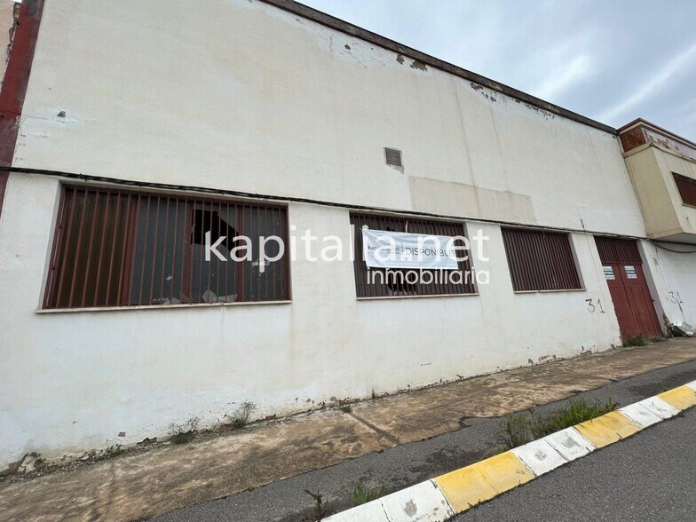Industriel/Logistique dans Ontinyent, Valencia à vendre - Photo de l’immeuble – Image 2 sur 2
