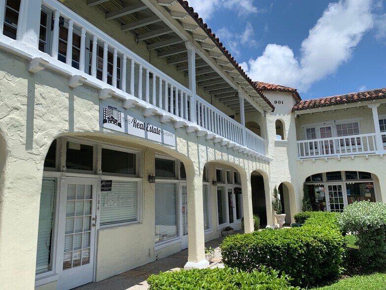 901 Progresso Dr, Fort Lauderdale, FL à louer - Photo de l’immeuble – Image 1 sur 9