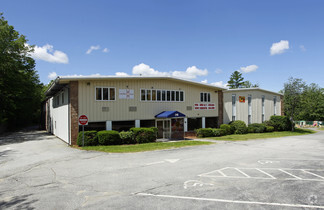 Plus de détails pour 198 Londonderry Tpke, Hooksett, NH - Local d’activités à vendre