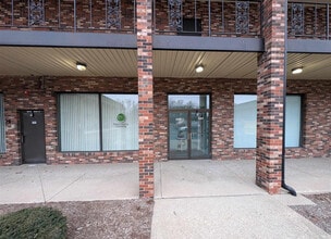 7501 N University St, Peoria, IL à louer Photo intérieure– Image 1 sur 8